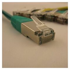 NetRack patchcord RJ45, osłonka zalewana, kat. 5e UTP, 15m zielony (BZPAT15UG)