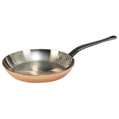 Patelnia De Buyer Żeliwna 20cm