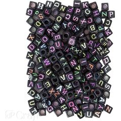 Koraliki literki neon na czarnej bazie 124szt