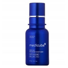Medicube One Day Exosome Shot 2000 - Rewitalizujące serum z mikroigłami, 30ml