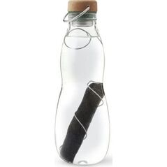 Black & Blum Butelka na wodę EAU GOOD w pokrowcu, oliwkowa / BLACK+BLUM
