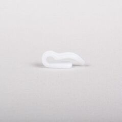 HOOK DOUBLE PLASTIC WHITE (30)