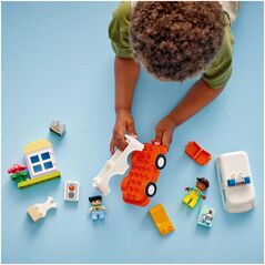 Duplo Ασθενοφόρο με οδηγό (10447)