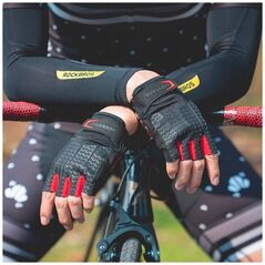 Γάντια ποδηλασίας με ένθετα τζελ μέγεθος L μαύρο-κόκκινο ROCKBROS
