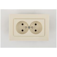 ΠΡΙΖΑ ΔΙΠΛΗ ΓΕΙΩΜΕΝΗ ΜΠΕΖ XP