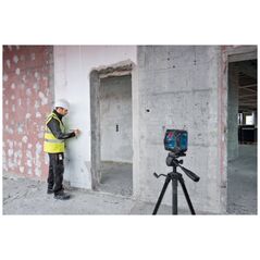 BOSCH.ΣΤΑΥΡΩΤΟ ΛΕΪΖΕΡ GLL 20-22 G ΠΡΑΣΙΝΟ USB-C 1x BA 3.7V 3.0Ah XL + ΒΑΣΗ LB 10 ΘΗΚΗ