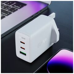 Φορτιστής Acefast Acefast φορτιστής GaN 65W 3 θύρες (1xUSB, 2xUSB C PD) πρίζα UK λευκή (A44)