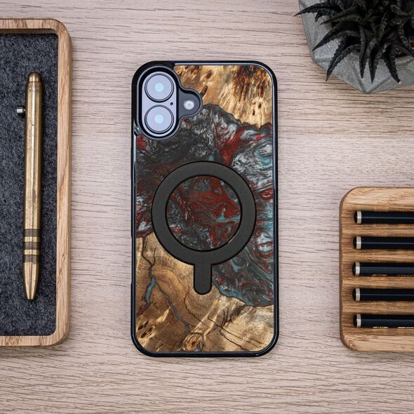 Bewood Unique case for iPhone 16 Plus 6,7&quot; Planets Pluto with MagSafe 5906306016767