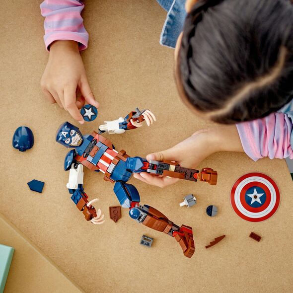 LEGO Marvel Figurka Kapitana Ameryki do zbudowania (76258)