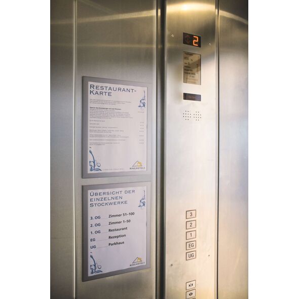 Durable DURABLE Inforahmen Duraframe A4 selbstklebend 1 St silber 6415740 4005546406039