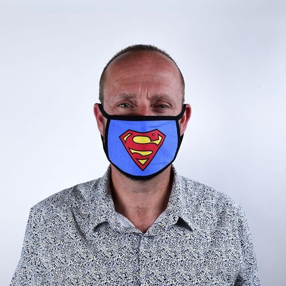 Superman - Maseczka ochronna 2 sztuki, 3 warstwy filtrujące 8995439 5050293855592