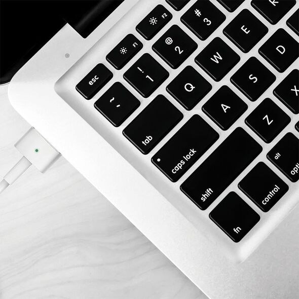 Kabel USB LogiLink USB-C - MagSafe 2 1.8 m Srebrny (PA0226) 10043666 4052792057362