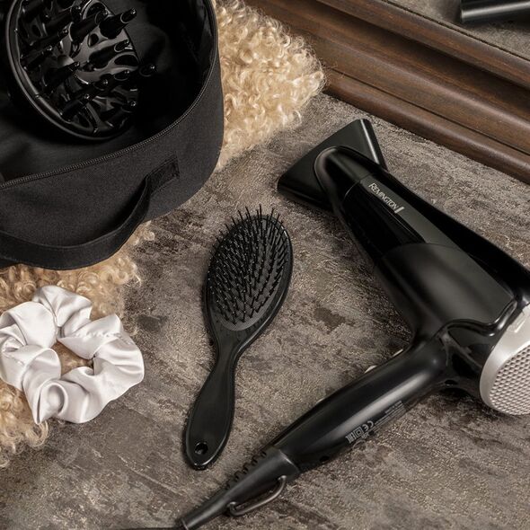Suszarka Remington D3171GP z akcesoriami 13136215 5038061152463