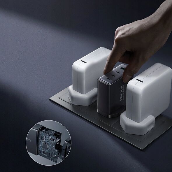 Ładowarka Joyroom Ładowarka GaN UK Joyroom JR-TCG05UK 140W 3x USB-C USB-A + kabel USB-C / USB-C 240W 1.2m 13252053 6956116769758