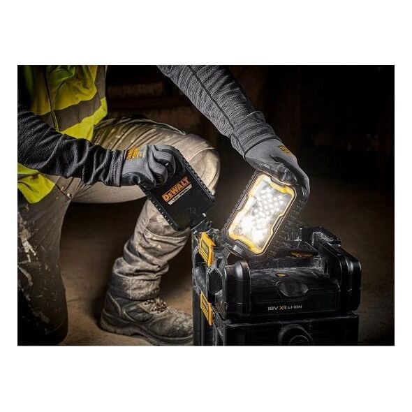 Dewalt DEWALT SKRZYNIA TOUGH SYS.2,0 Z OŚWIETLENIEM 13304903 3253561080616