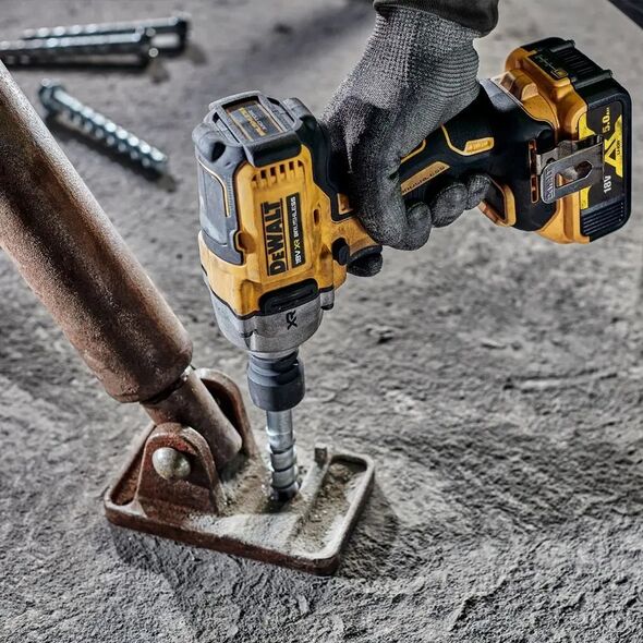 Dewalt DEWALT KLUCZ UDAROWY 1/2" 18V 812Nm 2x5,0Ah 4-BIEGI PIERŚCIEŃ ZABEZPIECZAJĄCY DCF891P2G 13476686 5035048743584
