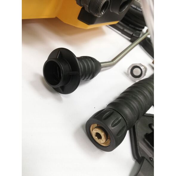 Myjka ciśnieniowa Dewalt myjka cisnieniowa kart 2900w 150bar 630l/h s.indukc/p.brass 13483857 8016287267762