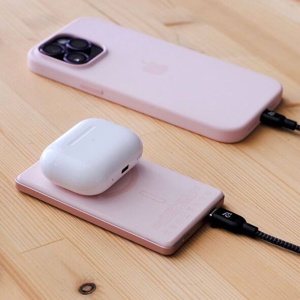 Powerbank Adam Elements Adam Elements Gravity C5 - magnetyczny powerbank bezprzewodowy 5000 mAh różowy - Gwarancja bezpieczeństwa. Proste raty. Bezpłatna wysyłka od 170 zł. 13673460 4710343473817