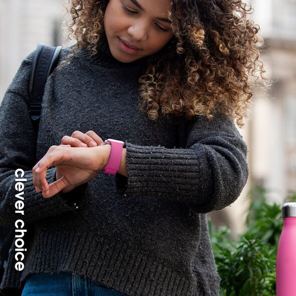 Crong Pasek Crong Liquid Band do Apple Watch 38/40/41 mm różowy - Gwarancja bezpieczeństwa. Proste raty. Bezpłatna wysyłka od 170 zł. 13673461 5904310704601