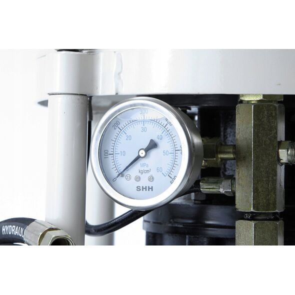 Fiskars MAR-POL TOWOTNICA ELEKTRYCZNA 20L 13868088 5901969110128