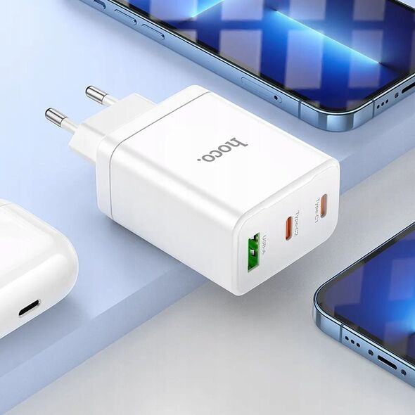 Ładowarka Hoco HOCO ładowarka sieciowa 2 x Typ C + USB A + kabel Typ C do Lightning PD QC3.0 3A 35W N33 biała 13968325 6942007621083