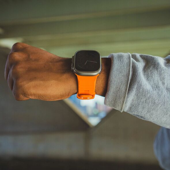 Decoded Decoded Ultra Traction - silikonowy pasek do Apple Watch 49/45/44/42 mm Gen 1-9 - SE (apricot) 13989669 8720593013295