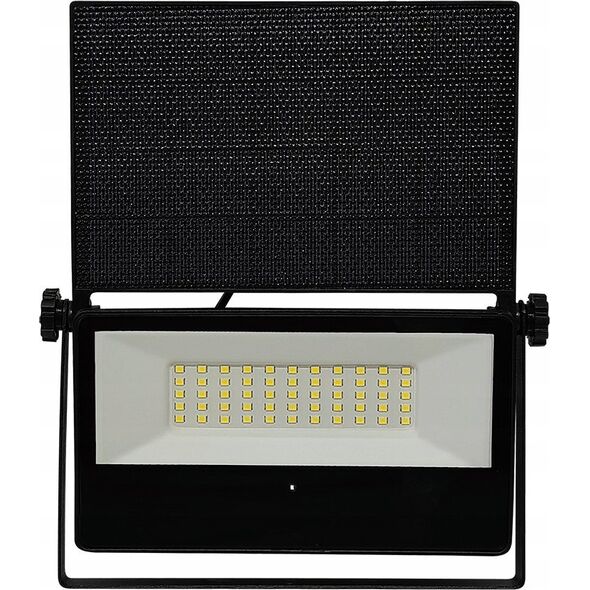 Naświetlacz BestService Naświetlacz Lumax solar reg 7W 860lm 3.7Cx2000mAh 740 IP54 sensor 5.5V LGS010NS 14073160 5901087211615