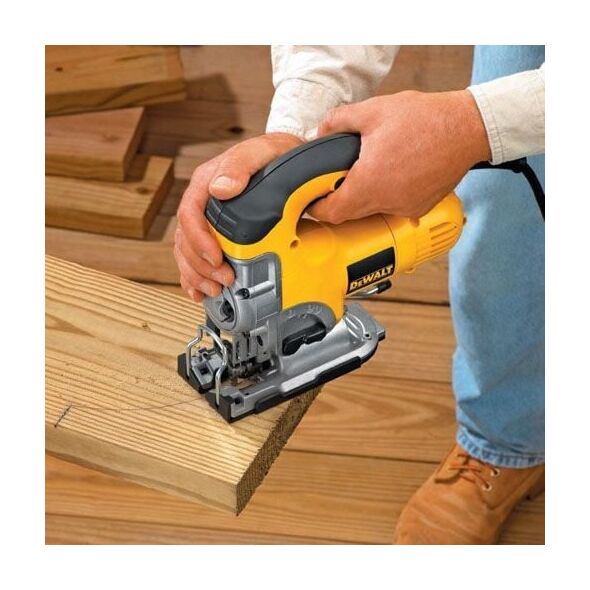 Wyrzynarka Dewalt DW331KT 701 W