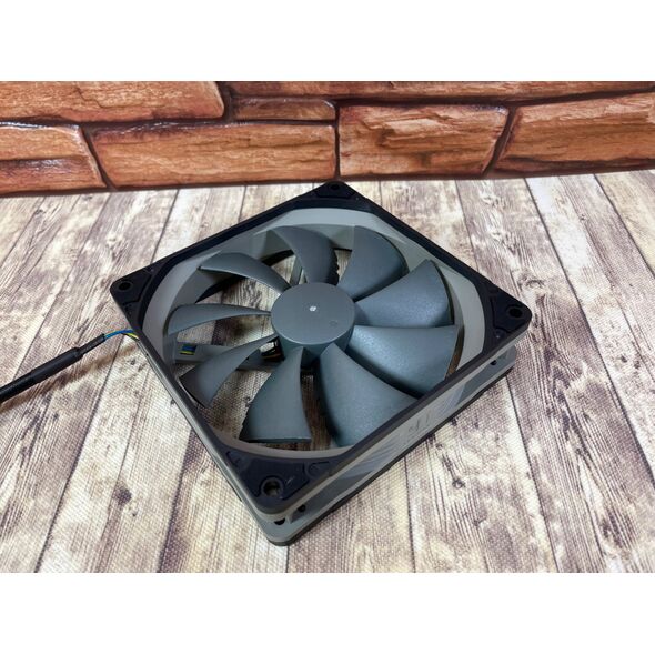 Noctua Noctua NA-IS1-14 Sx2 Ramki dystansowe chromax.black 140mm