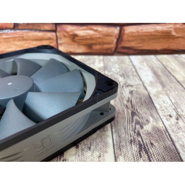 Noctua Noctua NA-IS1-14 Sx2 Ramki dystansowe chromax.black 140mm