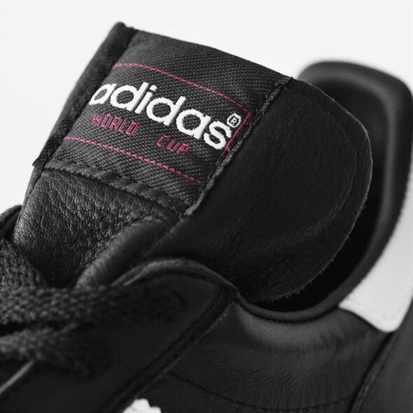 Adidas Buty piłkarskie World Cup SG M 011040 r. 41 1/3