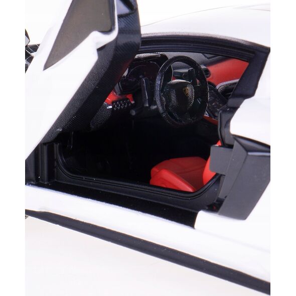 Bburago BBU 1:24 Lamborghini NI Count.800-4 white 21102WT