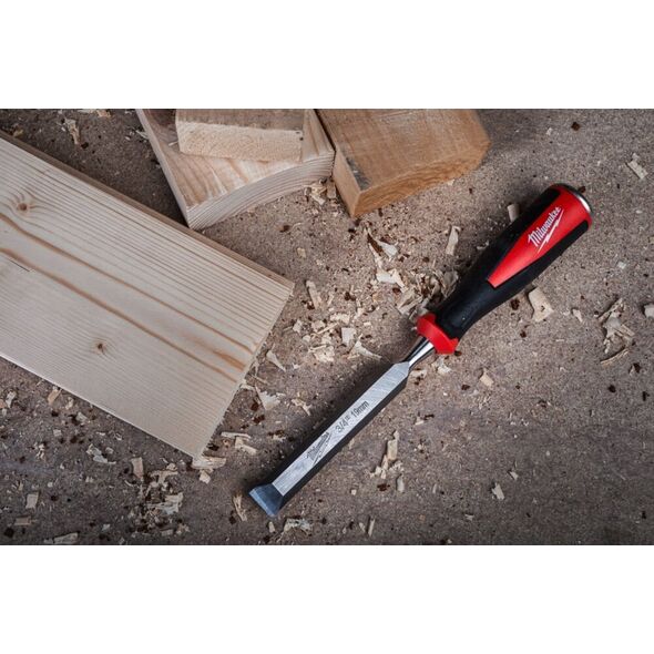 Sourcing MILWAUKEE WOOD CHISEL 19mm WITH CHAMFERED EDGE