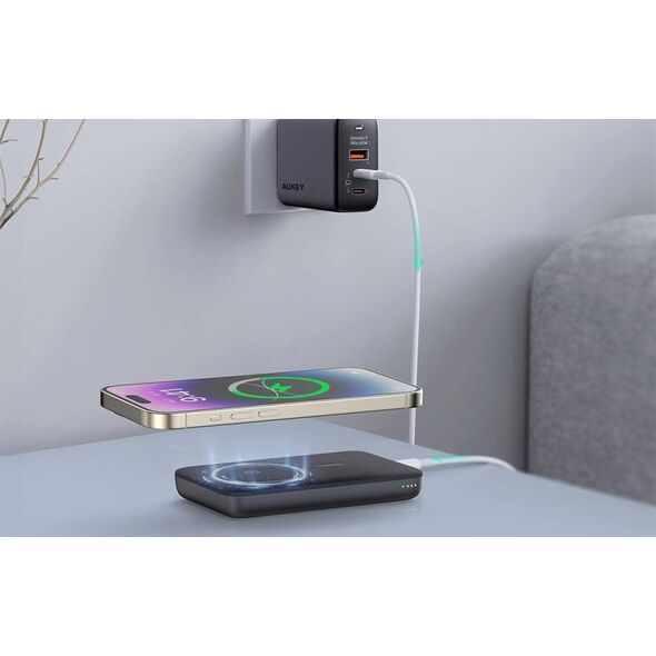Aukey Powerbank magnetyczny Aukey PB-MS01, 6700mAh, 15W (czarny)