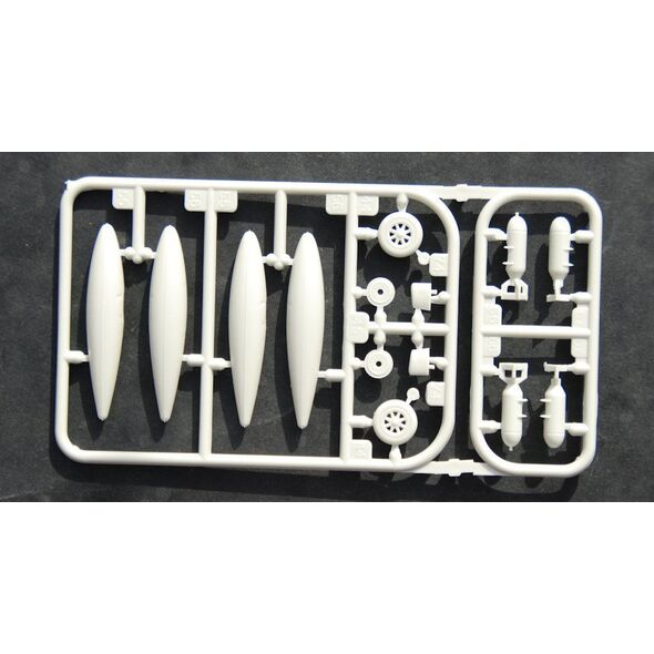 Revell F4U-4 Corsair (63955)