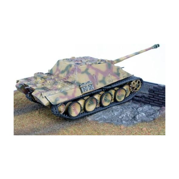 Revell Model czołgu Revell 1:76 - Sd.Kfz.173 Jagdpanther w skali 1:76, poziom 4, wierna replika z wieloma detalami, 03232