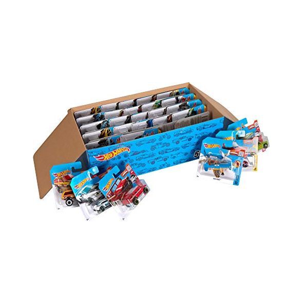 Mattel Hot Wheels CGN22 - zestaw 50 pojazdów odlewanych ciśnieniowo w skali 1:64, bardzo duży zestaw upominkowy, po 50 zabawek każdy, losowy wybór, od 3 lat