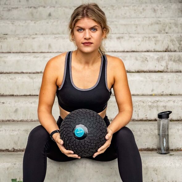 Avento Avento Piłka slam ball z teksturowaną powierzchnią, 6 kg, czarna