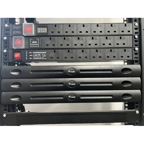Equip Equip 327505 części do stojaków Pusty panel