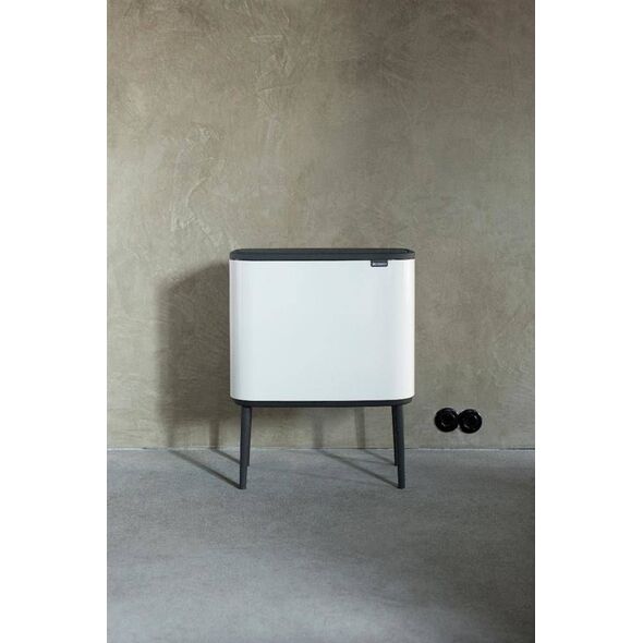 Kosz na śmieci Brabantia bezdotykowy biały (31 35 47)