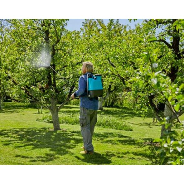 Gardena Opryskiwacz plecakowy 12 litrów niebieski / czarny