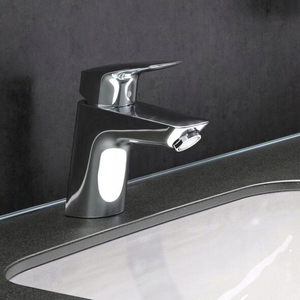 Zestaw prysznicowy Hansgrohe Vernis Blend zestaw pryszn Vario 650, chrom
