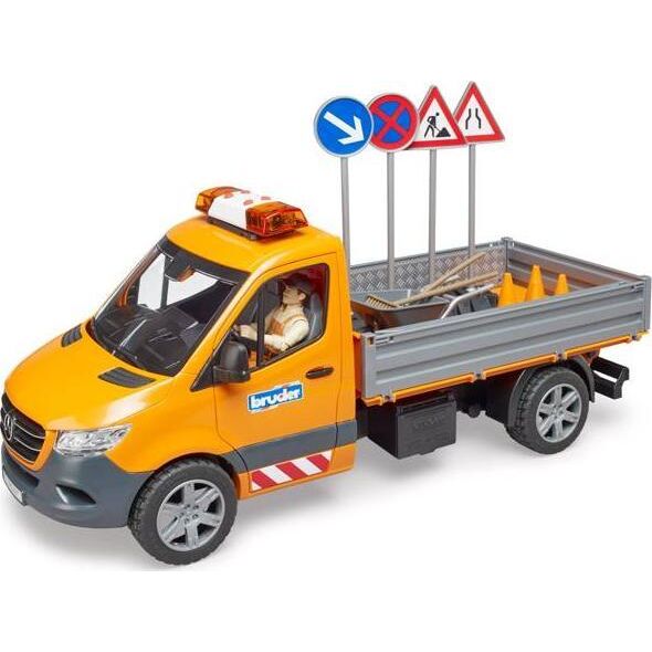 Bruder Bruder MB Sprinter municipal with light & sound module, model vehicle (orange, including driver and accessories)