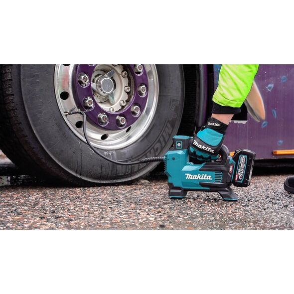 Kompresor samochodowy Makita Makita cordless compressor MP001GZ XGT, 40 volts, air pump (blue/black, without battery and charger)