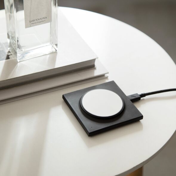 Ładowarka Native Union Native Union Drop Magnetic Wireless charger, black