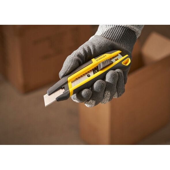 Stanley N� 18mm ostrz.�am.z suw.MPP zintegr.�amacz