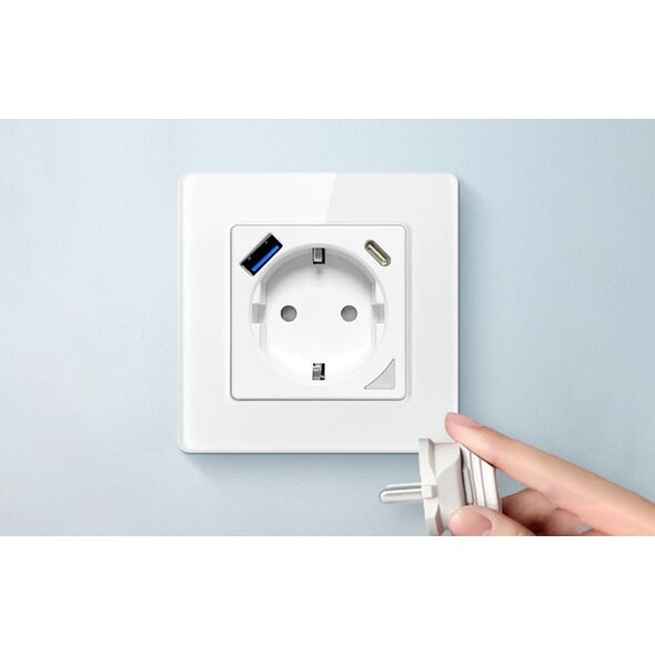 Avatto Inteligentne gniazdo ścienne WiFi Avatto N-WOT10-USB-B USB i USB-C TUYA (czarne)