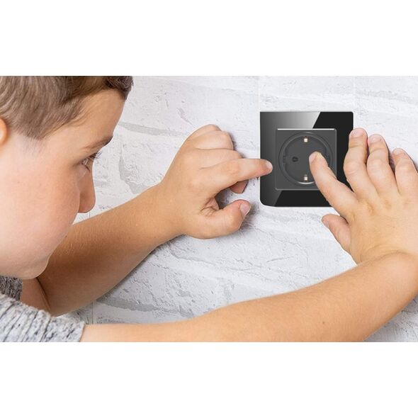 Avatto Inteligentne gniazdo ścienne WiFi Avatto N-WOT10-EU-B TUYA (czarne)