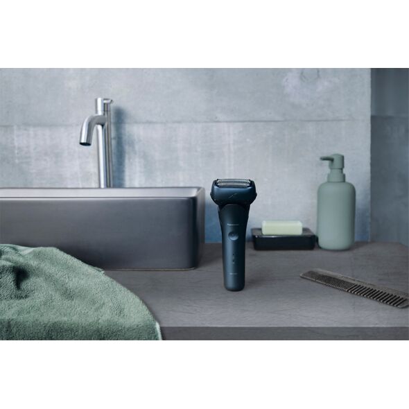 Panasonic | Shaver | ES-LT4B-A803 | Operating time (max) 45 min | Cordless | Wet & Dry | Dark blue