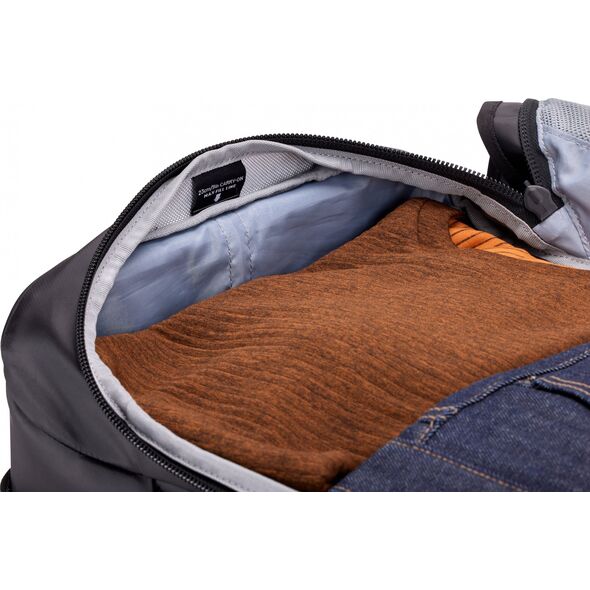 Thule Thule | Carry-on Wheeled Duffel Suitcase, 55cm | Chasm | Luggage | Black | Waterproof